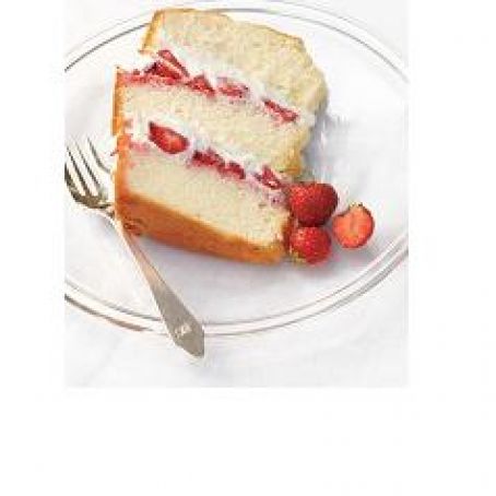 Chiffon Cake with Strawberries and Cream