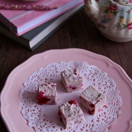 Masquerade Coconut & Raspberry Fudge (Raw, Vegan, Low Sugar)