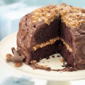 Gooey Caramel-Pecan Cake