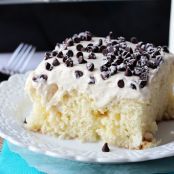 Cannoli Poke Cake