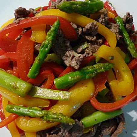 Beef, Bell Pepper and Asparagus with Hoisin Sauce