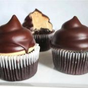 Chocolate Peanut Butter Cupcake