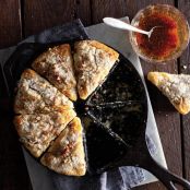 Pecan Crumble Coffee Cake (Cast Iron Skillet)