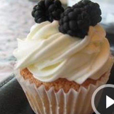 Sturdy Whipped Cream Frosting