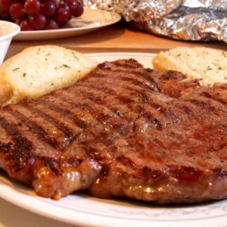 Grilled T-Bone with Barbecue Sauce