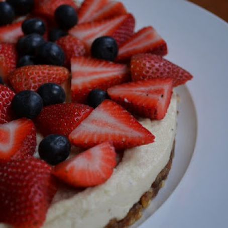 Raw Cashew Cheesecake
