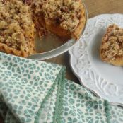 Pumpkin Pie with Cinnamon-Pecan Topping