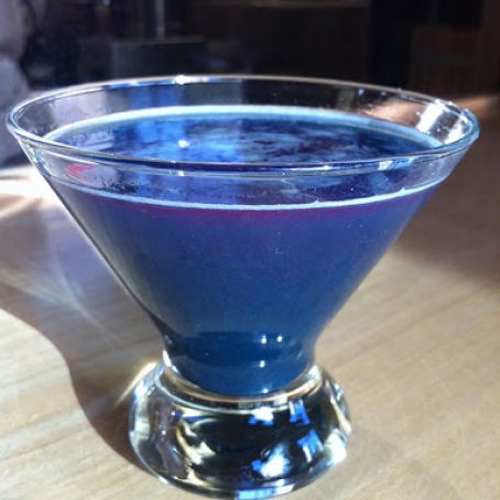 Iced Blue Majik Martini