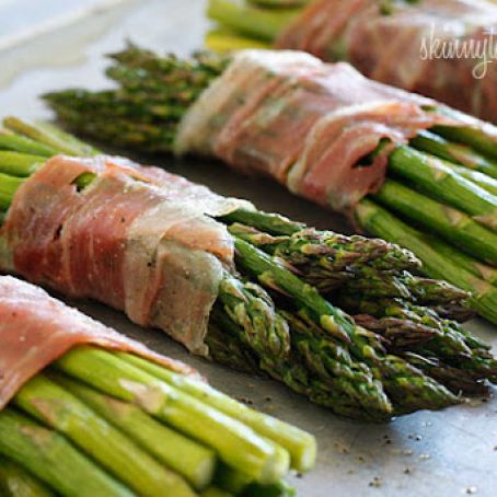 Roasted Prosciutto Wrapped Asparagus Bundles