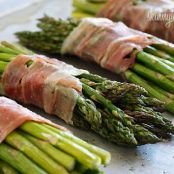 Roasted Prosciutto Wrapped Asparagus Bundles