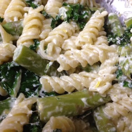 Lemon and Chives Spaghetti with Farmers Market Veggies