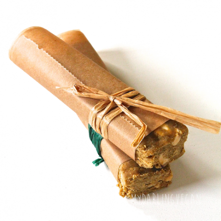 Peanut Butter Date Protein Bars