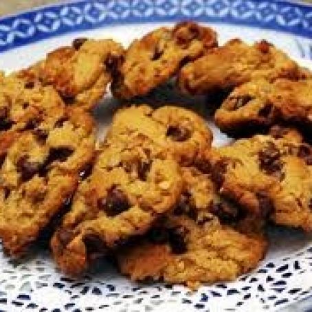 Flourless Peanut Butter Chocolate Chip Cookies
