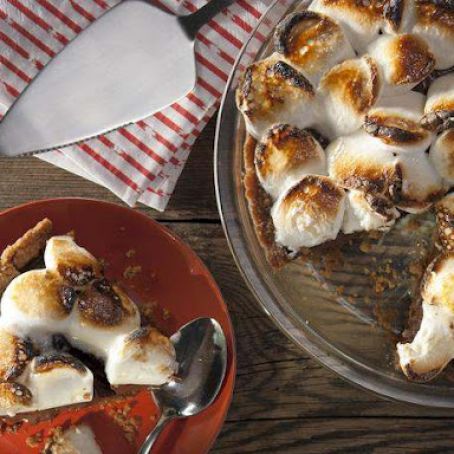 S'mores Pudding Pie*