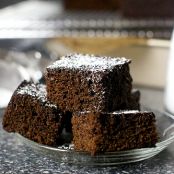 Gingerbread Snacking Cake