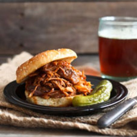 Slow Cooker Barbecued Pulled Pork