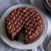 Easy Chocolate Chevron Cake
