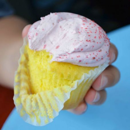 Lemonade Cupcakes with Raspberry Frosting