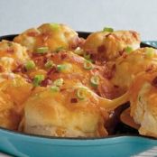 Cheesy Bacon Pull-Apart Biscuits