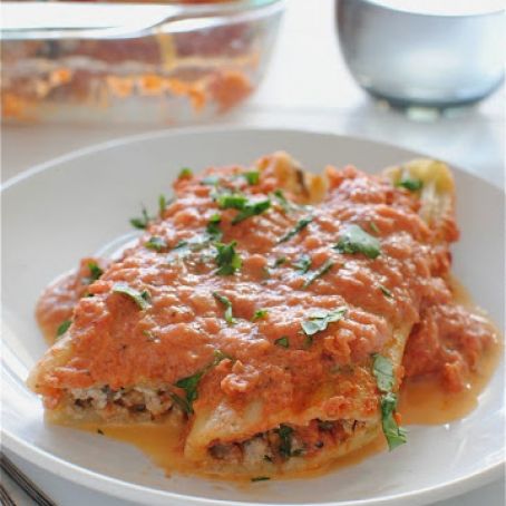 Chicken, Spinach and Mushroom Manicotti