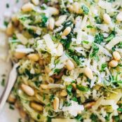 Garlic spaghetti squash with herbs