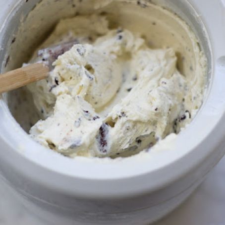 Sprouted Kitchen Fresh Mint Chip Frozen Yogurt