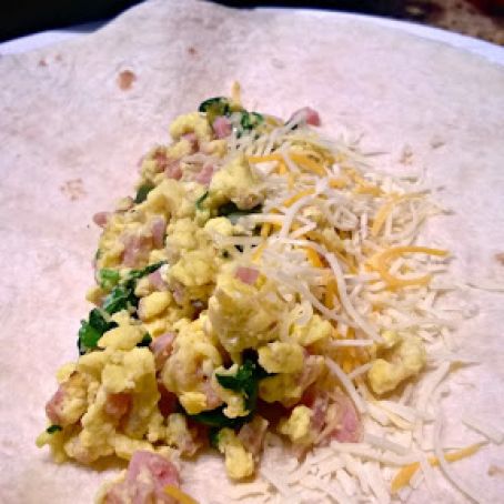 Ham Spinach Breakfast Burrito (Can Be Frozen)