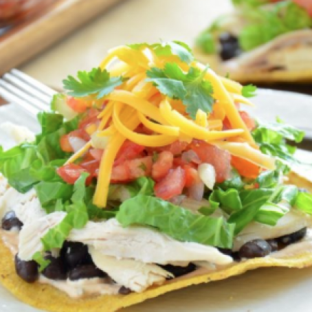 CHICKEN & BLACK BEAN TOSTADA