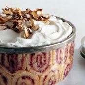 ALMOND SHERRY CHRISTMAS TRIFLE