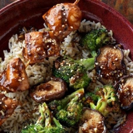 Hoisin Chicken Skewers with Broccoli and Mushrooms