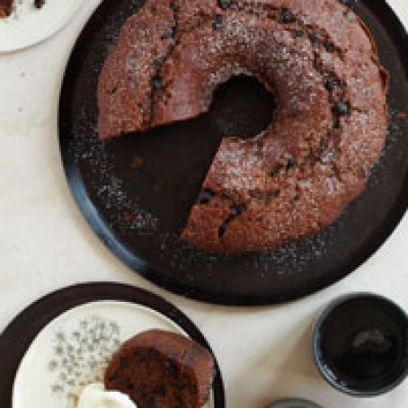 Applesauce-Chocolate Chip Bundt Cake