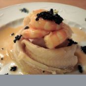 LENGUADO RELLENO DE CAMARONES EN SALSA DE OSTRAS Y CAVIAR