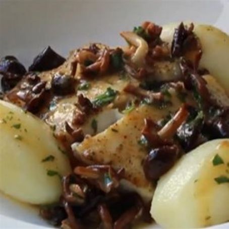 Pan-Roasted Halibut with Mushrooms and Lemon Butter Sauce