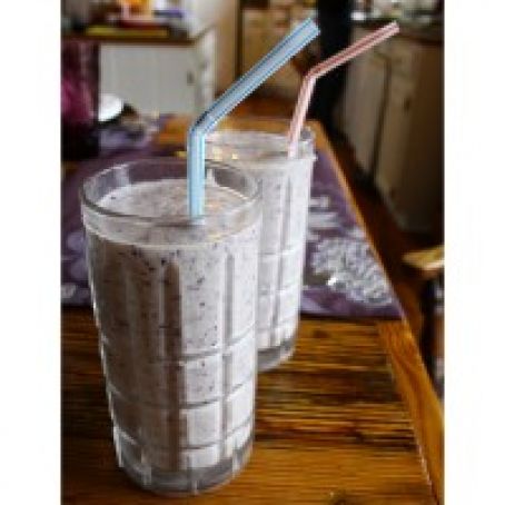 Blueberry Peanut Smoothie