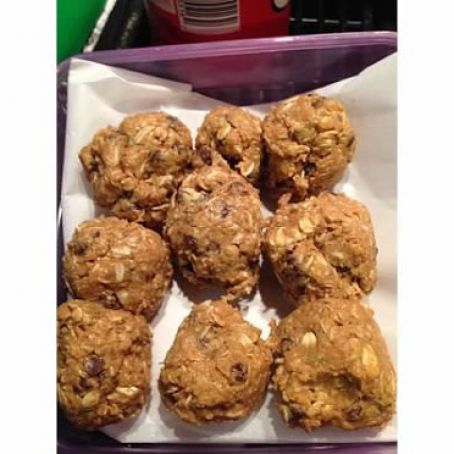 Peanut Butter Oat Balls