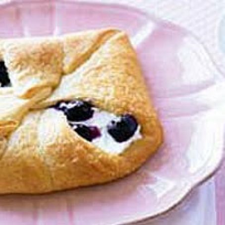 Blueberry Cheese Rolls