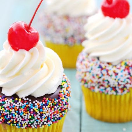 Banana Split Cupcakes