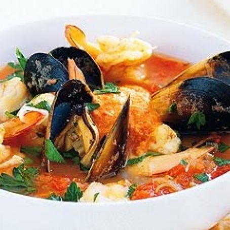 BOUILLABAISSE DE BACALAO Y CAMARON