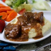Crock Pot Beef Tips With Creamy Gravy