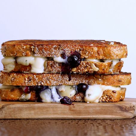 Roasted Blueberry and Gorgonzola Grilled Cheese Sandwich