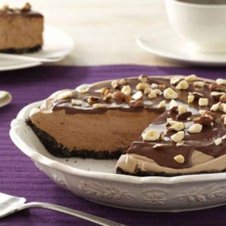 CHOCOLATE-HAZELNUT CREAM PIE
