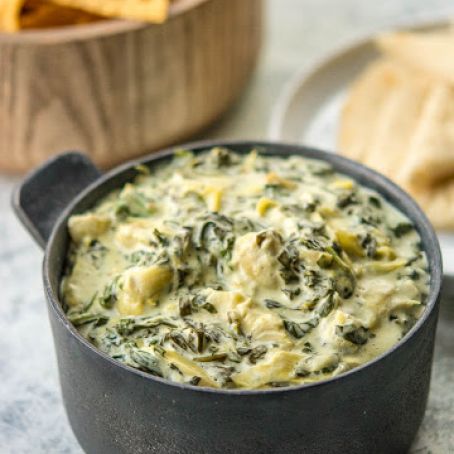 Slow Cooker Spinach and Artichoke Dip
