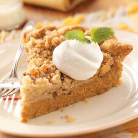 Ginger-Streusel Pumpkin Pie Recipe
