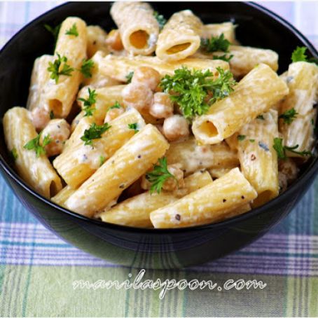 Rigatoni with Creamy Garbanzo Bean Sauce