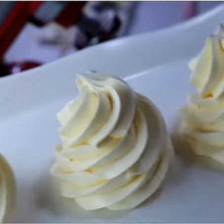 NO COOK 3-INGREDIENT SUPER STABLE AND CREAMY BUTTERCREAM RECIPE