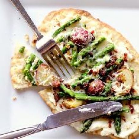 Potato And Asparagus Pizza