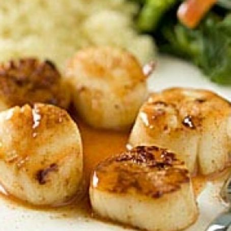 Seared Scallops with Blood Orange and Smoked Paprika Sauce