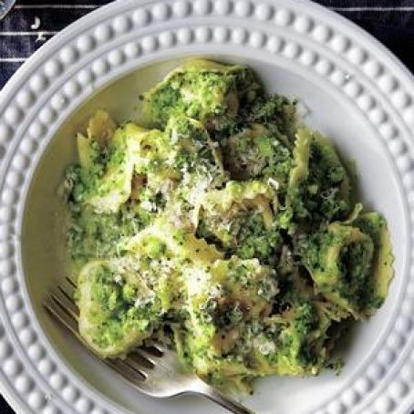 Tortellini With Broccoli Pesto