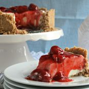 NO BAKE CHEESECAKE WITH HOMEMADE STRAWBERRY TOPPING