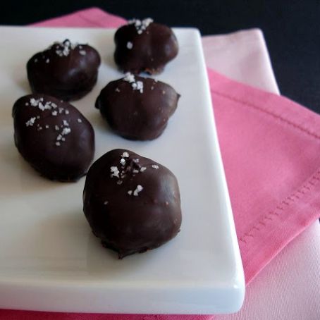 Caramel-dark chocolate truffles with fleur de sel